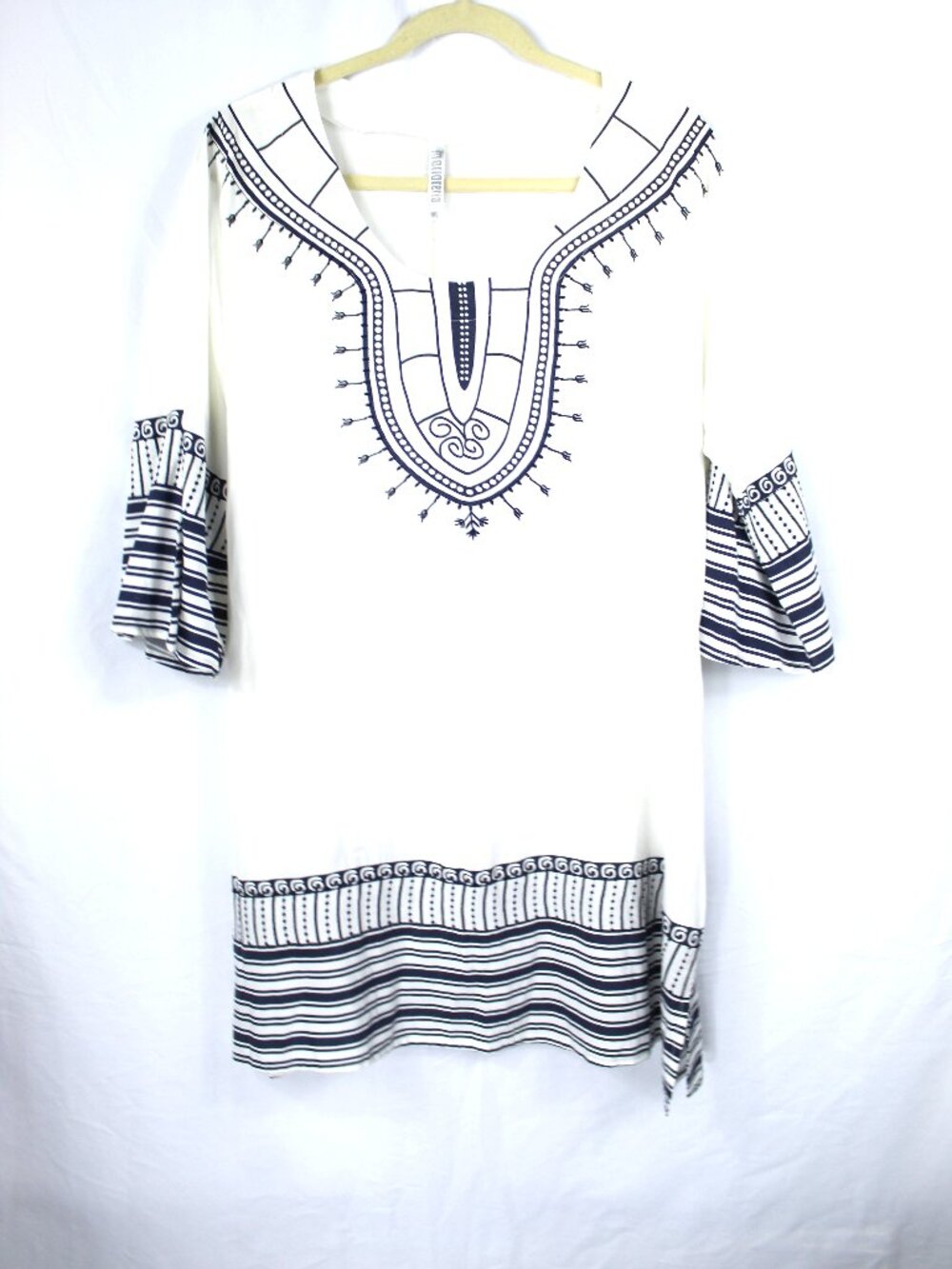 MONO RENO WOMEN'S OFF WHITE NAVY BLOUSE TUNIC ROUND NECK SIZE LARGE BOHO CHIC